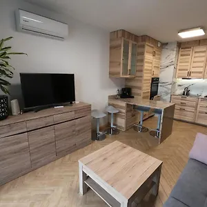 Komfortowy Apartament 2 Pokojowy Blisko Morza Apartament